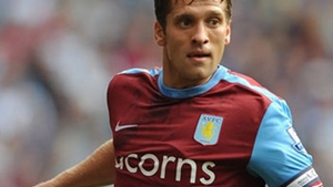 Capitanul echipei Aston Villa, Stilian Petrov, sufera de leucemie