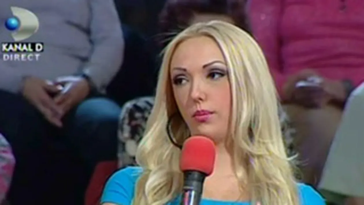 VIDEO Alexandra, fiica lui Carmen Harra, face si ea previziuni: Mama se marita intr-un an!