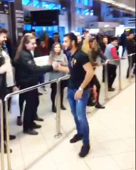 Bogdan de la Exatlon s-a întors în ţară. Primele cuvinte ale ”Războinicului”, îmbrăţişat de familie şi prieteni