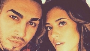 Alex Velea si-a imbracat fiul in haine de RAPPER! Fanii au innebunit: "Seama cu tine"