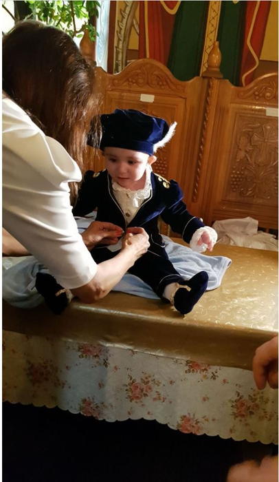 Galerie foto. Delia Antal și-a botezat băiețelul! O cântăteață cunoscută și un om de afaceri au fost nași: ”De mult mi-a zis că…”