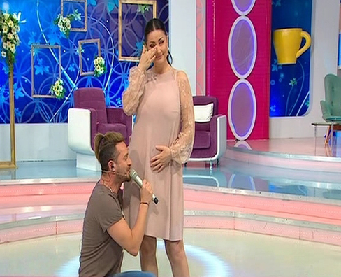Gabriela Cristea a anunţat, oficial, că este însărcinată. „Trăim cele mai frumoase momente din viaţă!”