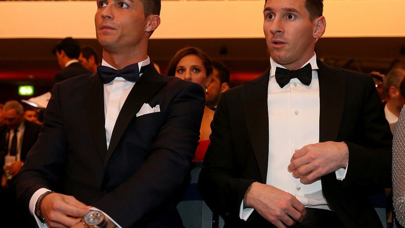 CRISTIANO RONALDO şi-ar fi dorit să joace în aceeaşi echipă cu MESSI: „Aş fi avut mai multe Baloane de Aur“