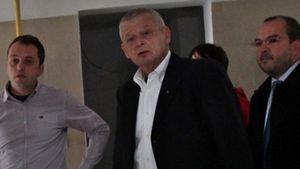 Sorin Oprescu a vizitat, astazi, centrul social OMINIS, primul complex de servicii sociale din Capitala