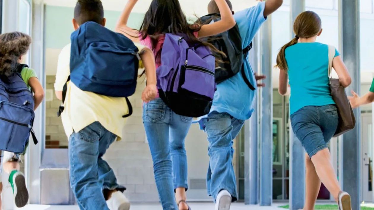 Elevii din Capitală nu vor merge la cursuri pe 5 octombrie, de Ziua Mondială a Educației