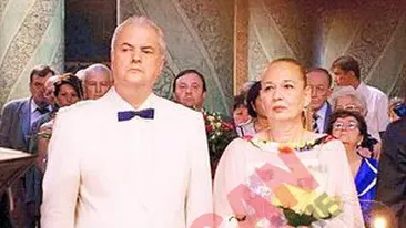 A facut nunta de argint la Manastirea vedetelor