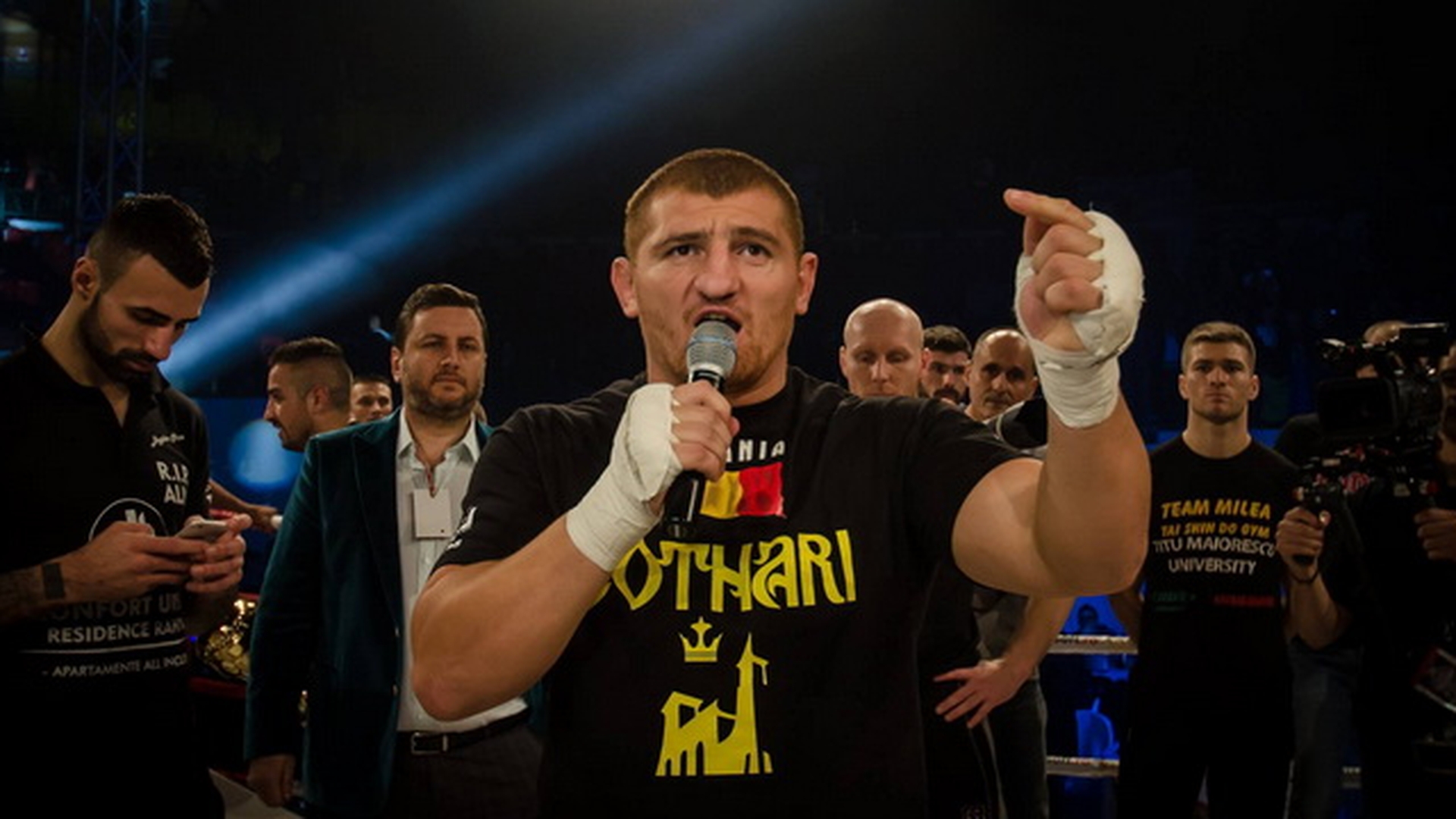 Catalin Morosanu va lupta cu Badr Hari! Exista sansa ca meciul sa aiba loc la Dubai sau Bucuresti!