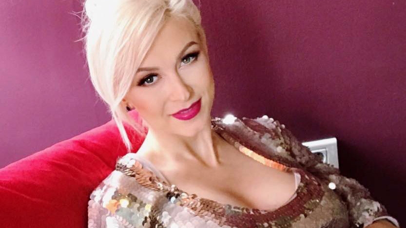 Ce a făcut iubitul Andreei Bălan după ce şi-a văzut fetele la maternitate ”Are fălcuţe?!”