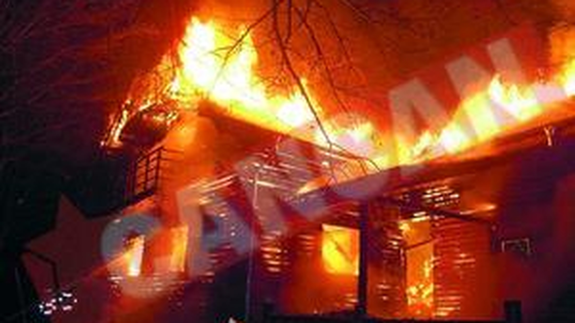 Patru cabane din statiunea Straja din Valea Jiului au fost distruse intr-un incendiu!