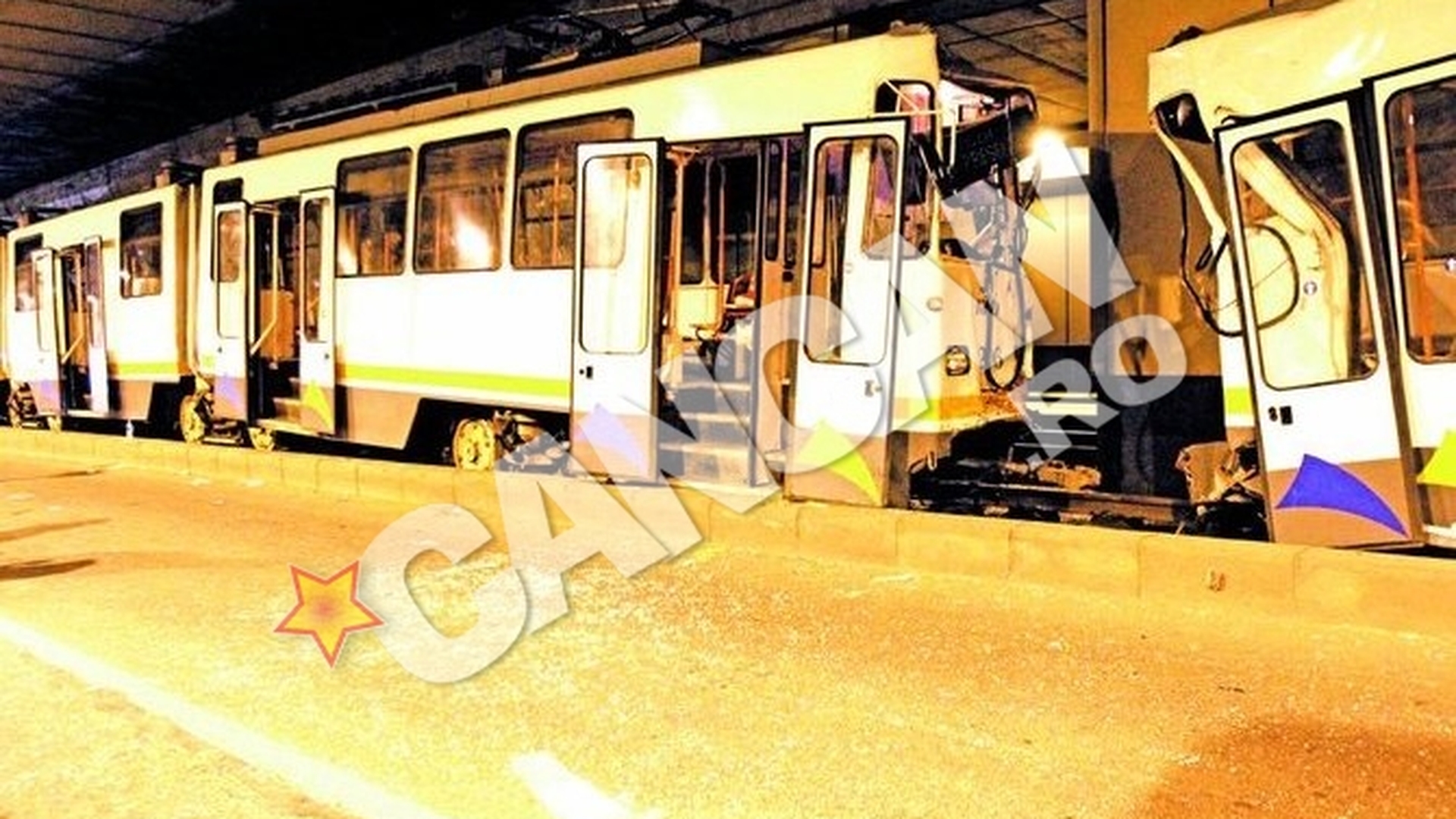 Trei tramvaie pline s-au ciocnit in lant pe linia lui 41. Dezastru in Pasajul Lujerului