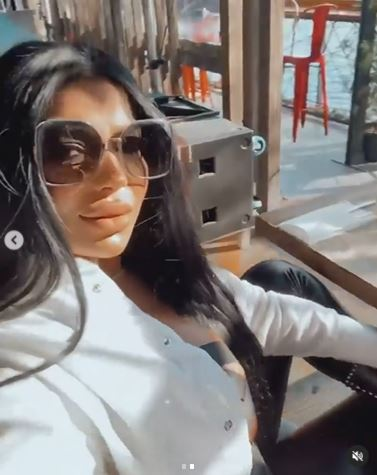 Alina Stoican, femeia care l-a cucerit pe talentatul manelist, este make-up artist, iar Andreea Tonciu este una dintre clientele sale cunoscute © Instagram