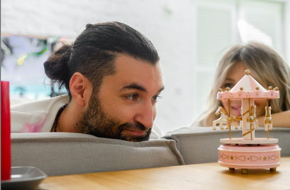 Smiley și-a amețit fanii! ”Proba de viteză! Câte vezi în poza asta?” Ce răspunsuri a primit
