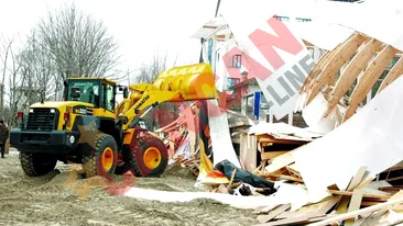 Terasele ilegale de la mare, puse la pamant!