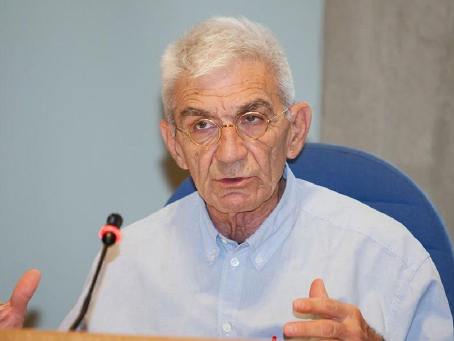Primar bătut în plină stradă de extremiști. Bărbatul a fost spitalizat. Care este starea lui de sănătate