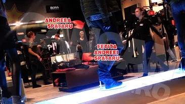 A dat podiumurile de moda pe plimbarile la mall cu fetita! Vezi ce vedeta si-a scos fiica la shopping...la doar patru anisori!