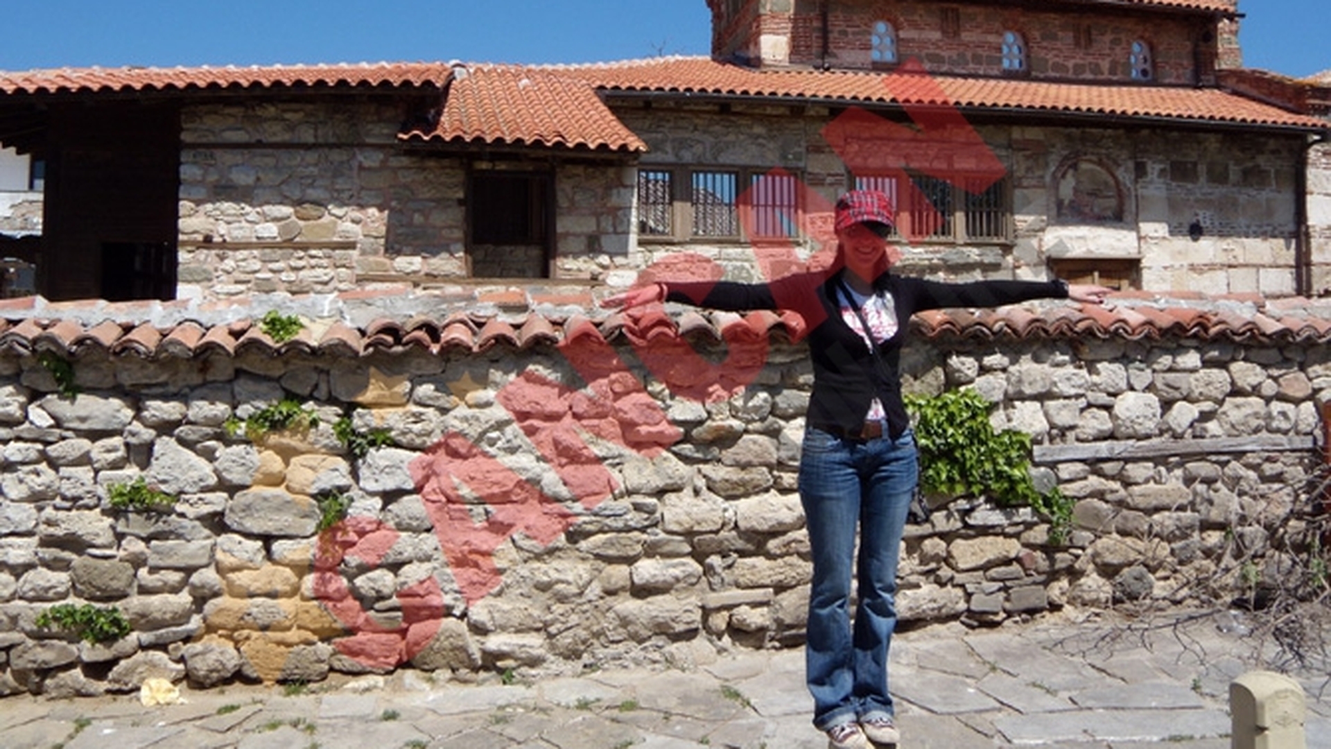 Raluca Arvat a fugit in Bulgaria