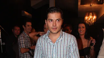 Super-scandal in fata camerei de luat vederi! Varciu a dat! Kamara s-a aparat! Iftimoaie s-a bagat!