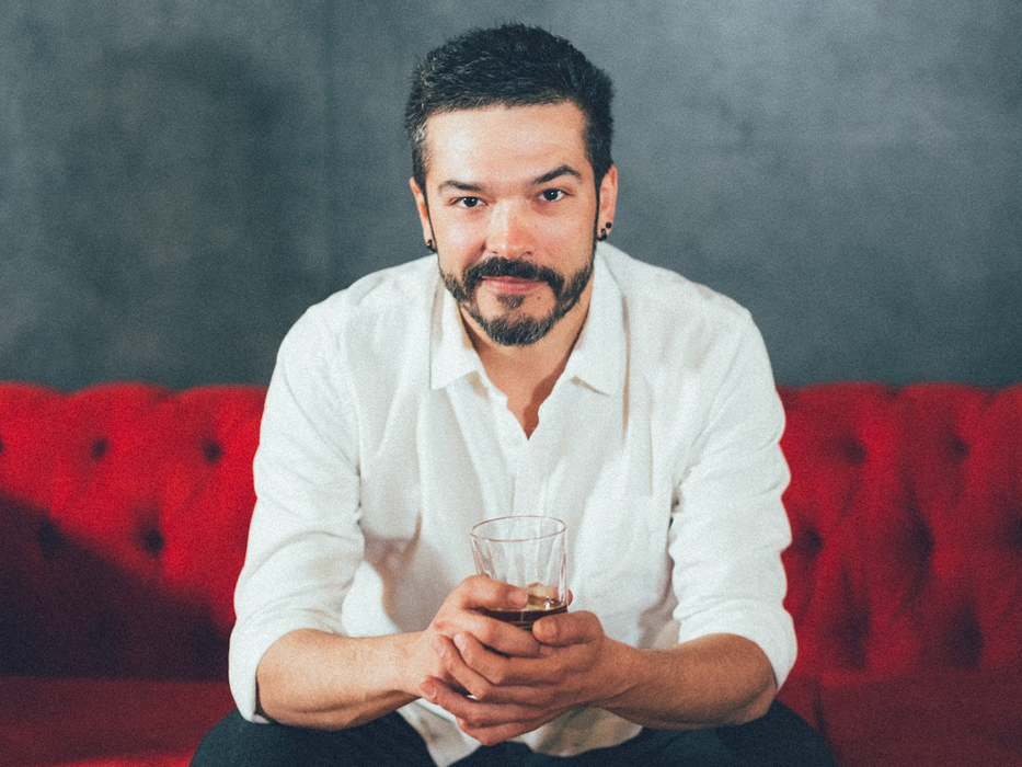 Adi Despot spune că are - cu muzica - o relație ”patologică”