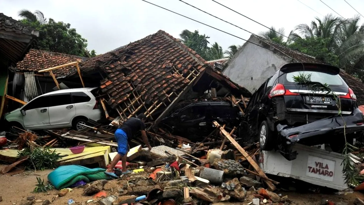 MAE anunță că până în prezent nu sunt români printre victimele valului tsunami din Indonezia