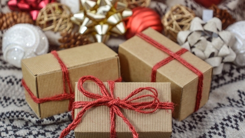 Top 10 idei cadouri de Crăciun. Ce oferte pot să aducă un zâmbet în familie fară să îți afecteze bugetul