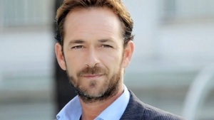 Actorul Luke Perry, spitalizat după ce a suferit un accident vascular cerebral