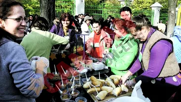 Asta-i culmea! Au refuzat sarmalele oferite de Biserica