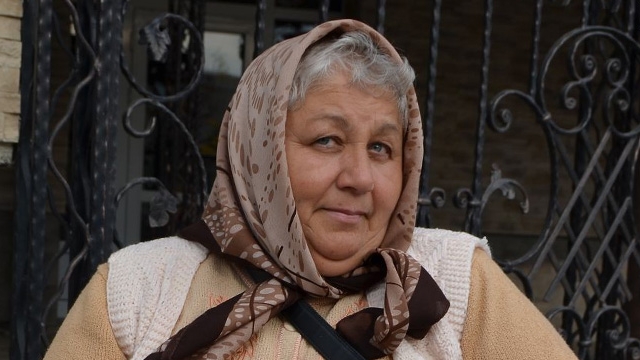Ea e femeia care a descoperit cel mai ascuns secret al sfintei Parascheva! Vezi ce minune DUMNEZEIASCĂ i s-a intâmplat