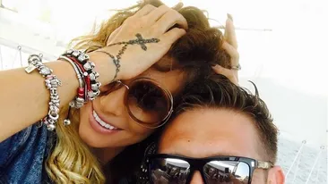 Am aflat de ce i-a aruncat paharul cu lapte în faţă Mariei Simion. S-a răzbunat pe ea pentru o noapte cu păcate! Iubitul a descoperit că vedeta Antenei i-a greşit cu...