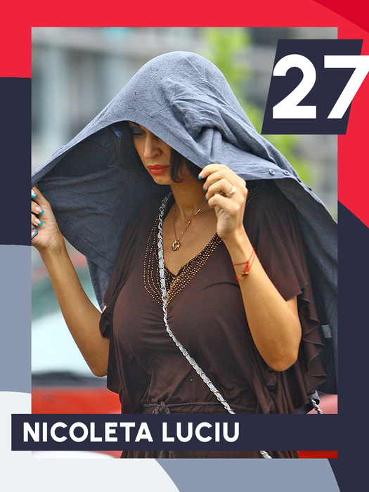 Atenţie! Intră în acţiune TOP 30 de vedete care fac senzaţie indiferent de vreme. Anna Lesko, Inna şi Bianca Drăguşanu au încins imaginaţia ude… dar cu stil! 