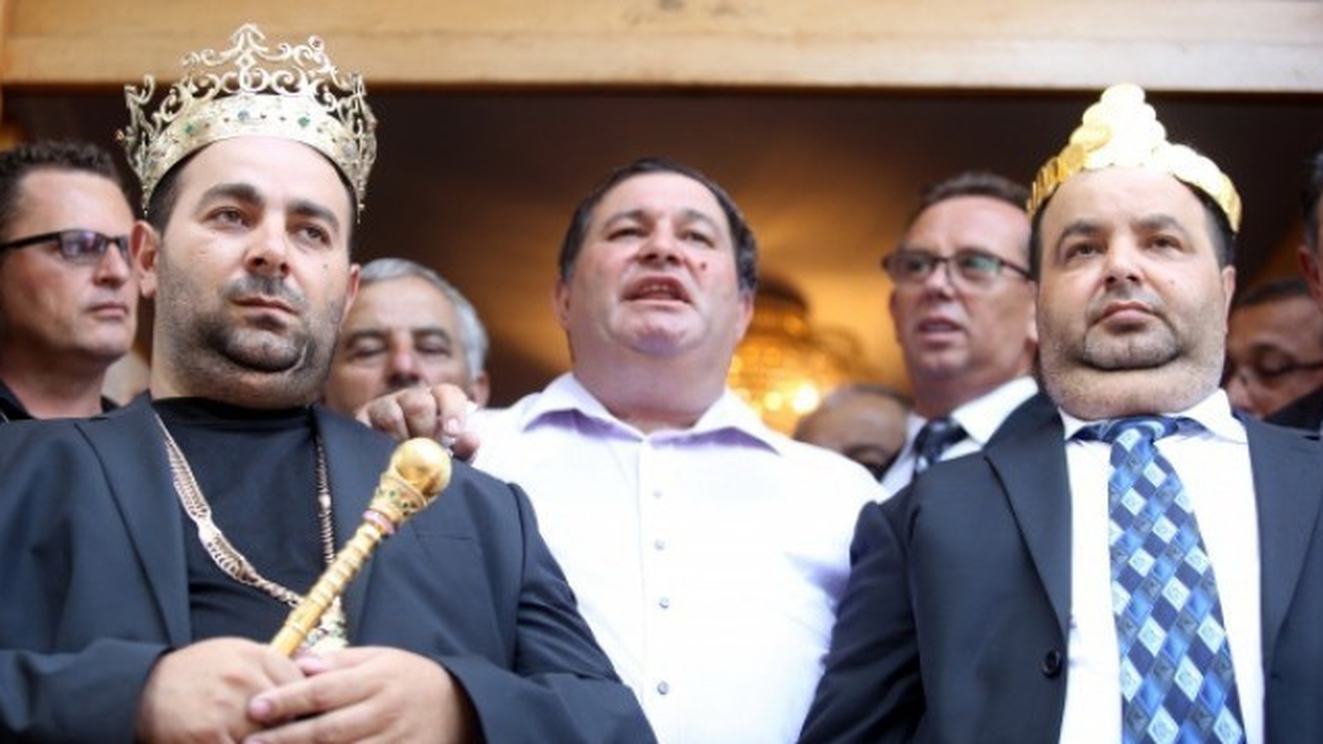 Cine-i mai rege din cei doi regi? Dorin Cioaba e international, dar fratele sau se intalneste cu oficialitatile din Franta