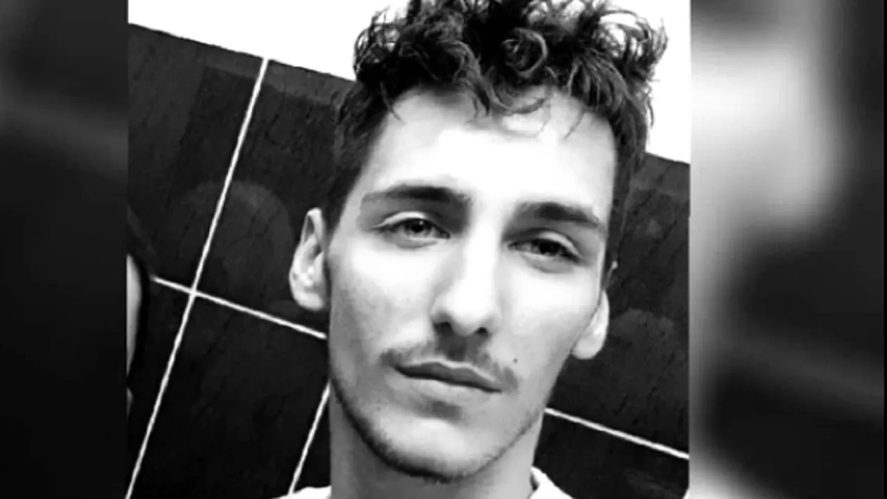 Student de numai 20 de ani, mort din cauza coronavirusului. Alexandru a lăsat o mare de lacrimi în urma lui
