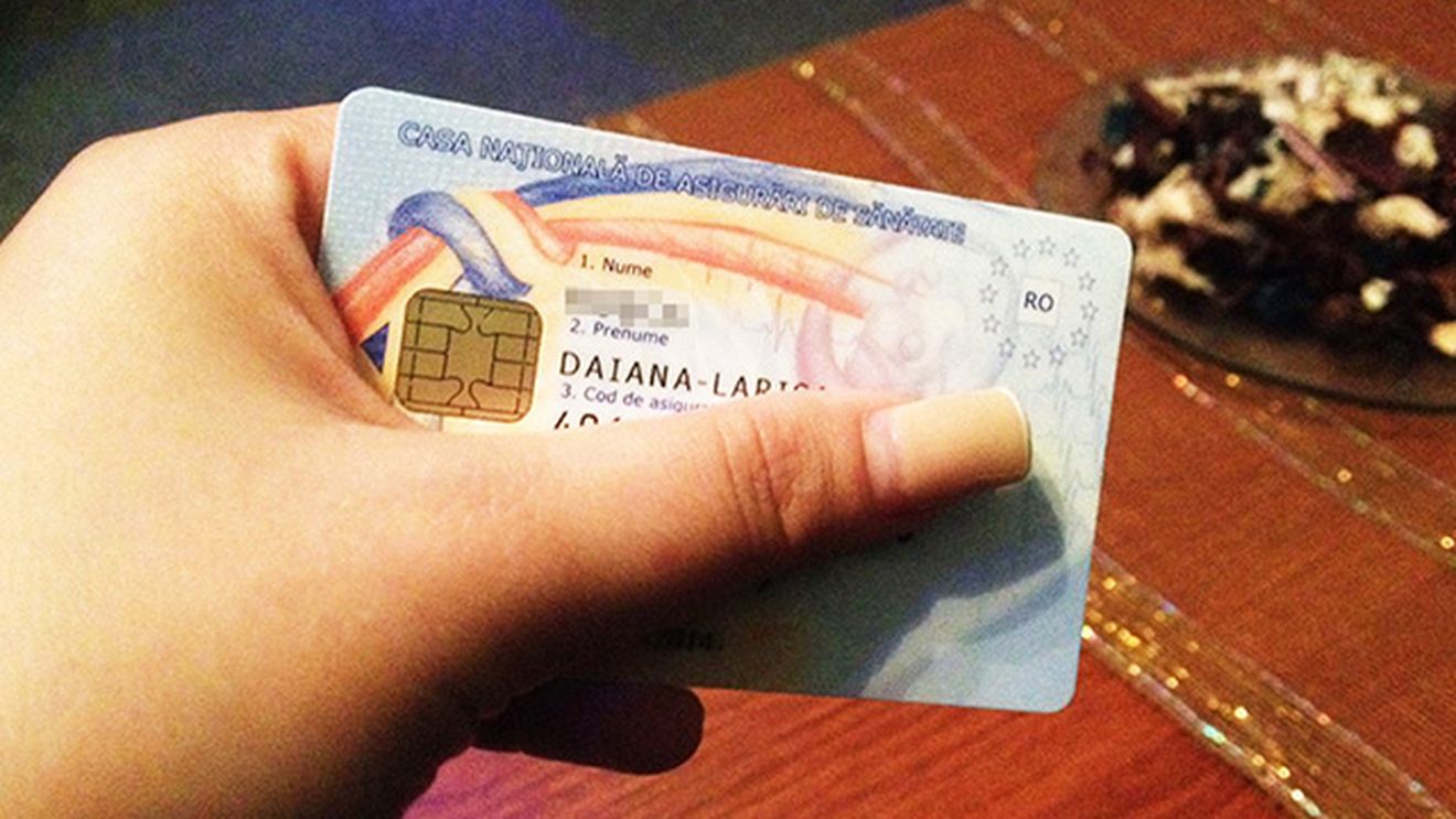 Romanii şi-au băgat cardurile de sănătate la bancomat. Ce s-a întâmplat după depăşeşte orice imaginatie