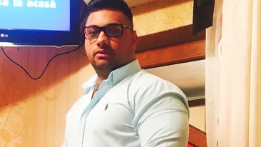 Le-au sfărâmat mâinile cu toporul şi le-au dat cu săbiile în cap!