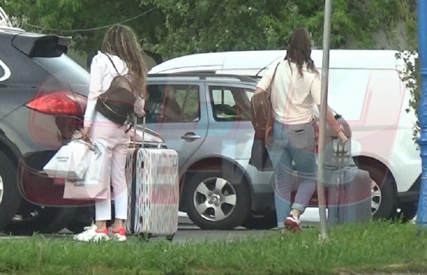 Ce bolid i-a cumpărat Vali Vijelie fiicei sale. Cati a făcut furori la Mamaia