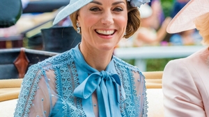 Kate Middleton, salvată de trucurile Reginei Elisabeta. Așa reușește să strălucească mereu