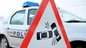 Doi politisti locali aflati in misiune, la spital in urma unui accident produs in Galati