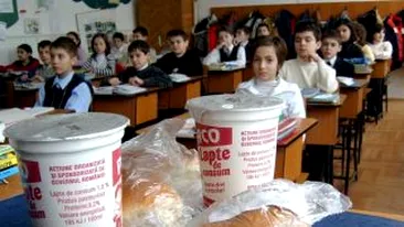 VIDEO 15 copii au ajuns la spital cu toxiinfectie alimentara, din cauza laptelui baut la scoala