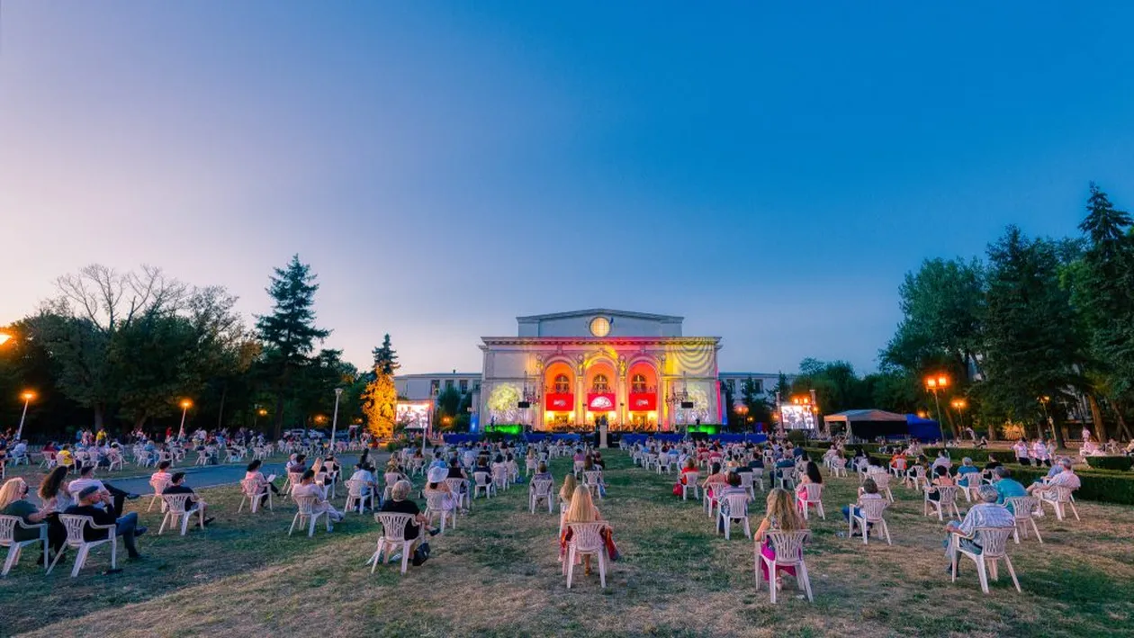 Focar de COVID-19 la Opera din București! 10 angajați au fost depistați pozitiv. „Au făcut poze fără mască, îmbrățișându-se”