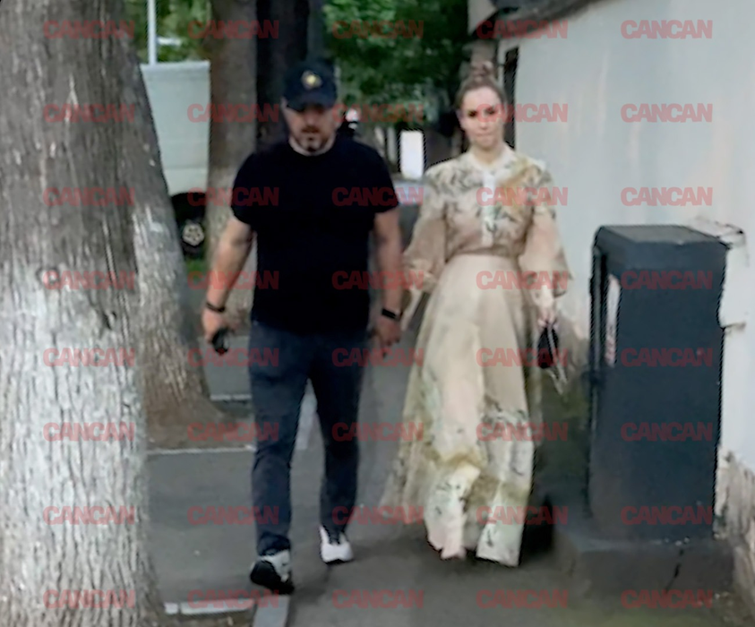 Vasile Geambazi și iubita,  de mână în oraș. Foto: CANCAN.RO