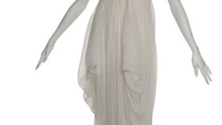 Pe rochia asta a dat 133.075 de dolari Lady GaGa! E o creatie Alexander McQueen si se cheama "Fata care traia intr-un copac"!