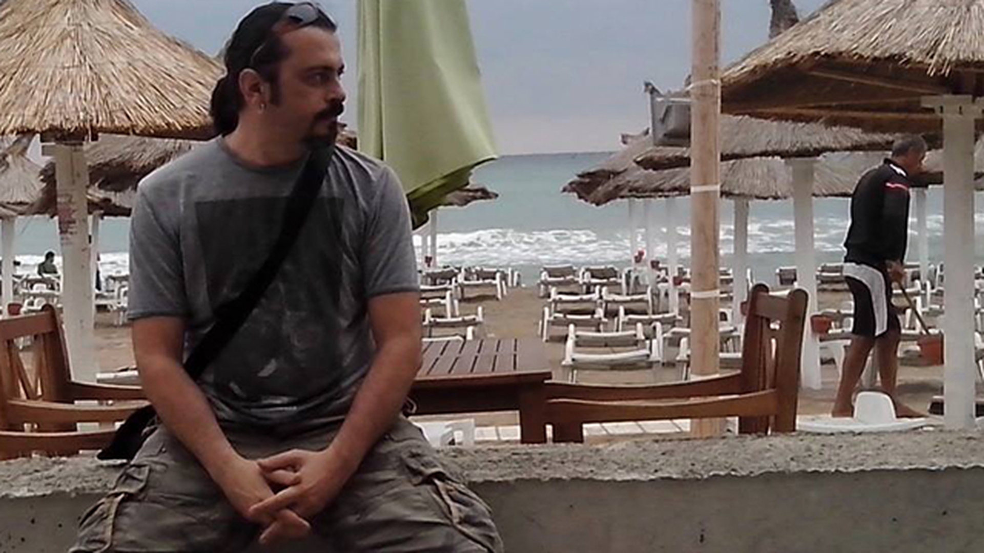 Prima imagine cu actorul din "Inima de Tigan", Catalin Scanteie, de pe patul de spital! Cum arata dupa tragedia din Colectiv