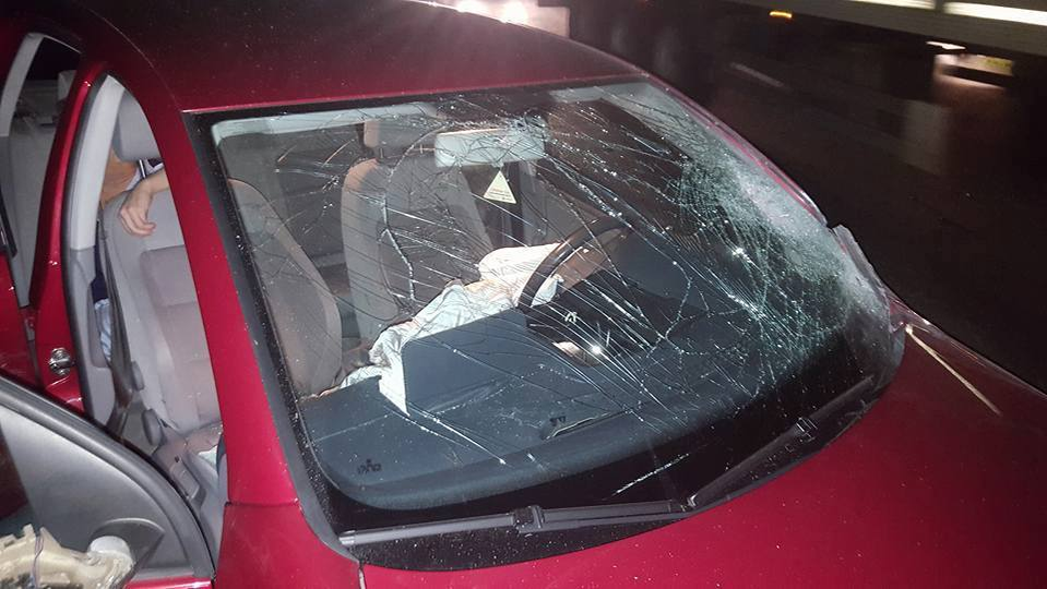 Imagini cutremuratoare postate pe Facebook de un tânăr din Târgu Jiu, după ce a suferit un accident rutier: „Am văzut moartea cu ochii, s-a oprit…”