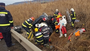 Accident cumplit în Mureș, în a treia zi de Crăciun. O persoană a murit și alte trei au fost rănite