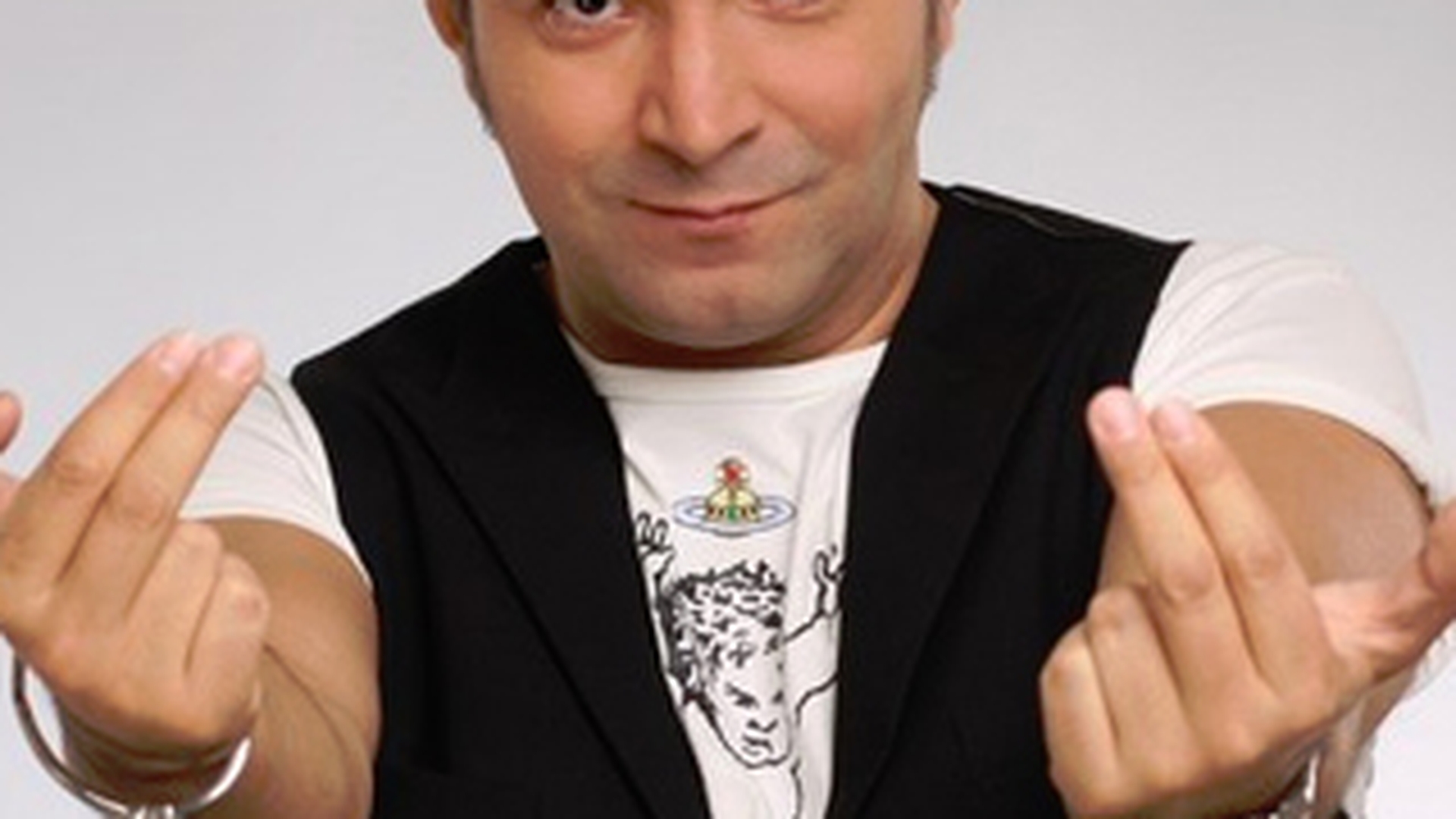 Daniel Buzdugan a scapat de varicela! "Va multumesc pentru ca ati fost cu mine si la bine si la greu!"