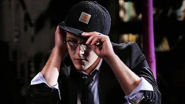 Problemele par sa nu se mai termine pentru What's Up. Obsedat de munca, artistul isi pune sanatatea in pericol. Are dureri mari...