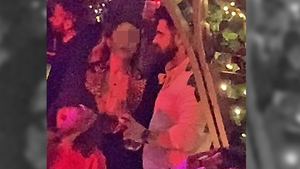 Plânge după Theo Rose cu sexoasa de mână! Alex Leonte își caută jumătatea, după despărțirea de actriță