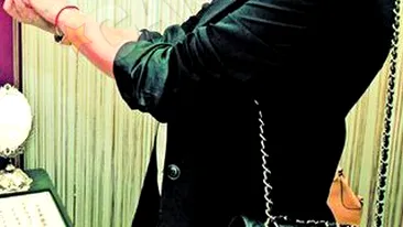 Marina Dina a probat o verigheta 3D! Se viseaza mireasa