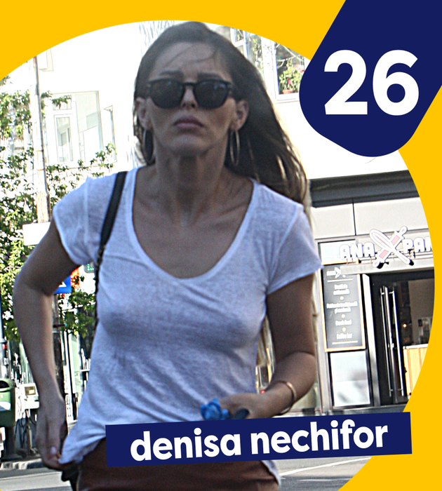 Top 40 sexy-vedete care nu poartă sutien pe stradă