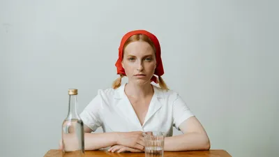 Petrecerea care a golit magazinele din URSS: cum au băut sovieticii toată vodca după victoria din al Doilea Război Mondial