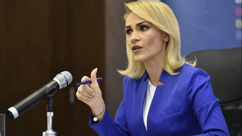 Ce a postat Gabriela Firea pe Facebook după ce a trecut Guvernul Orban